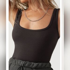 Joah Brown Scoop Neck Ribbed Tank Top NWT